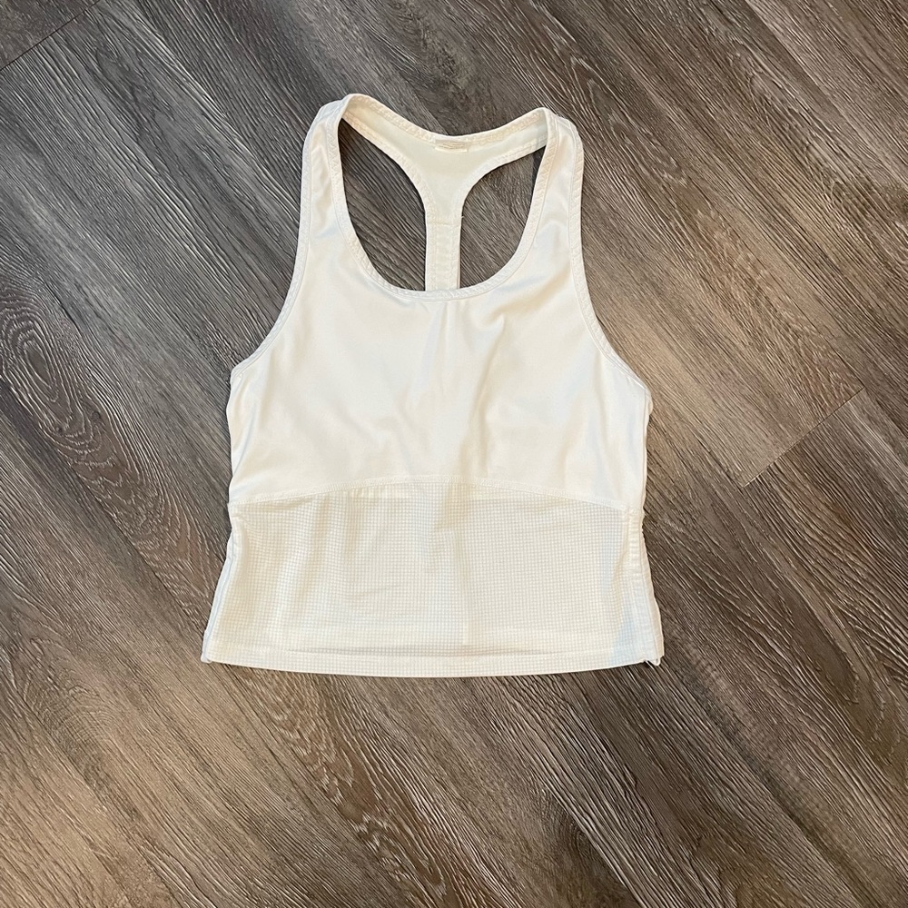 2 for $18 🦾  Fabletics Cashel Midi Sports Bra